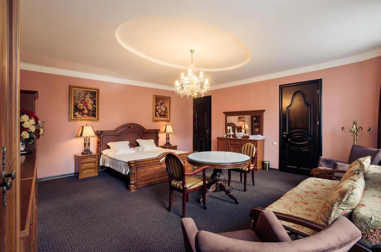 Guest house Saban Deluxe Hotel Lviv Ukraine