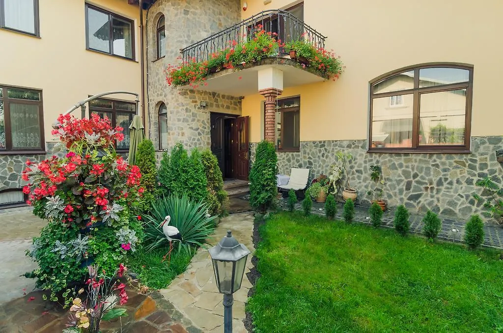 Guest house Saban Deluxe Hotel Lviv